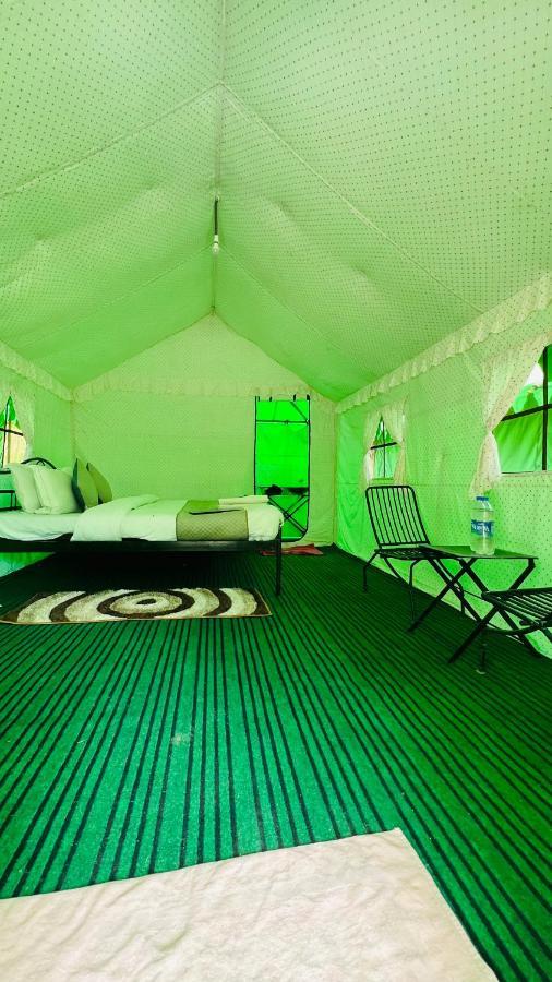 Gama Inn Manāli Екстериор снимка