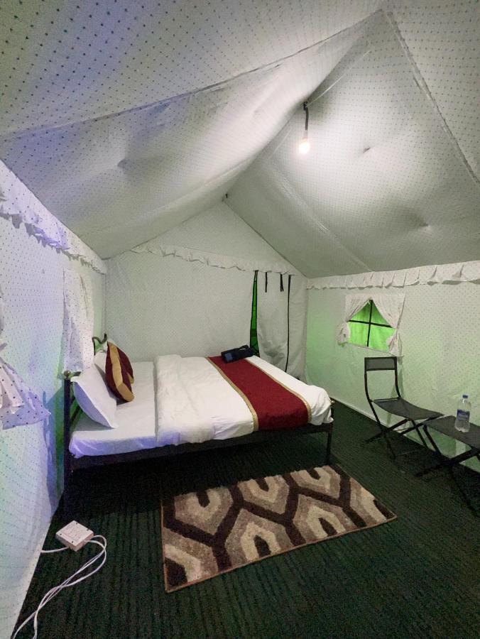 Gama Inn Manāli Екстериор снимка