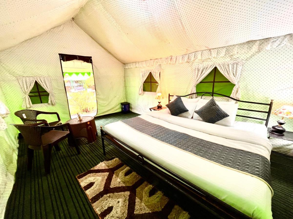 Gama Inn Manāli Екстериор снимка